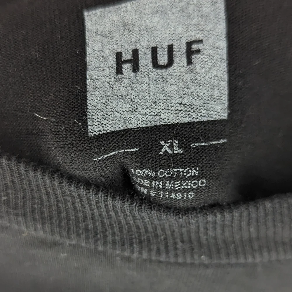 Huf Worldwide Long Sleeve Graphic Tshirt Mens XL